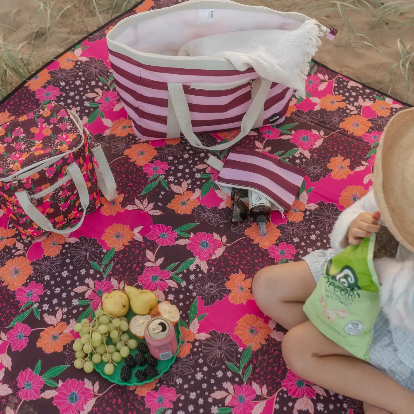 Picnic Mat Autumn Bouquet - Image 5