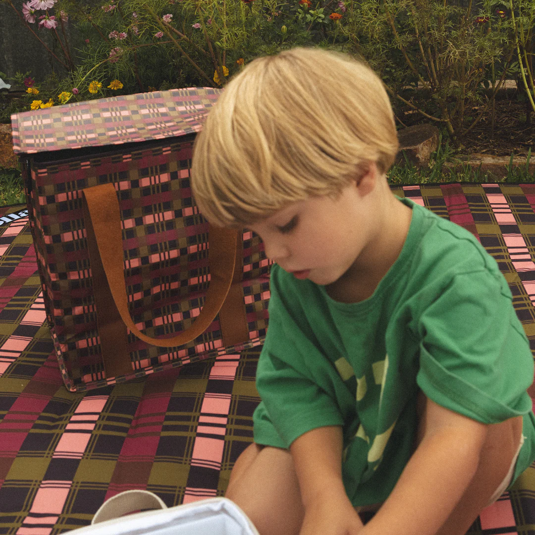 Picnic Mat Crimson Nights - Image 6