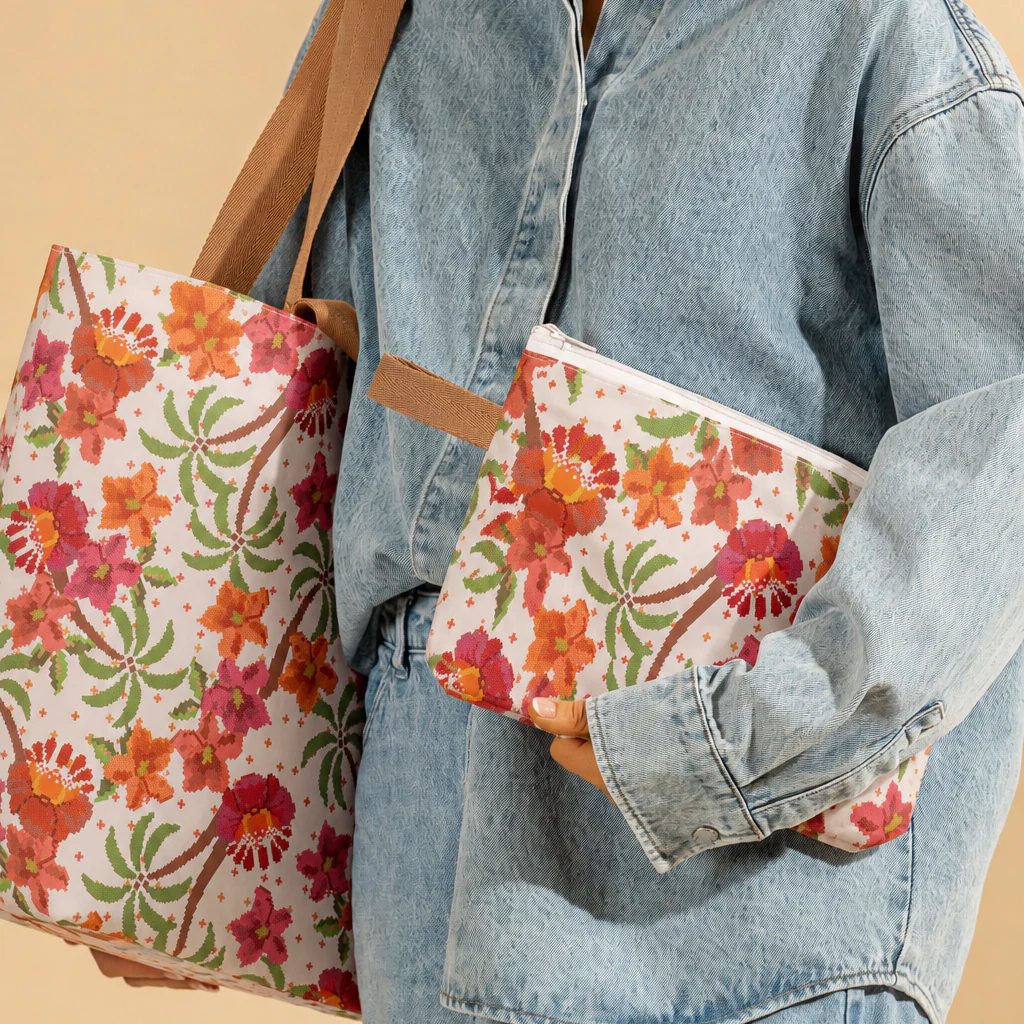 Shopper Tote Hibiscus Retreat - Image 5