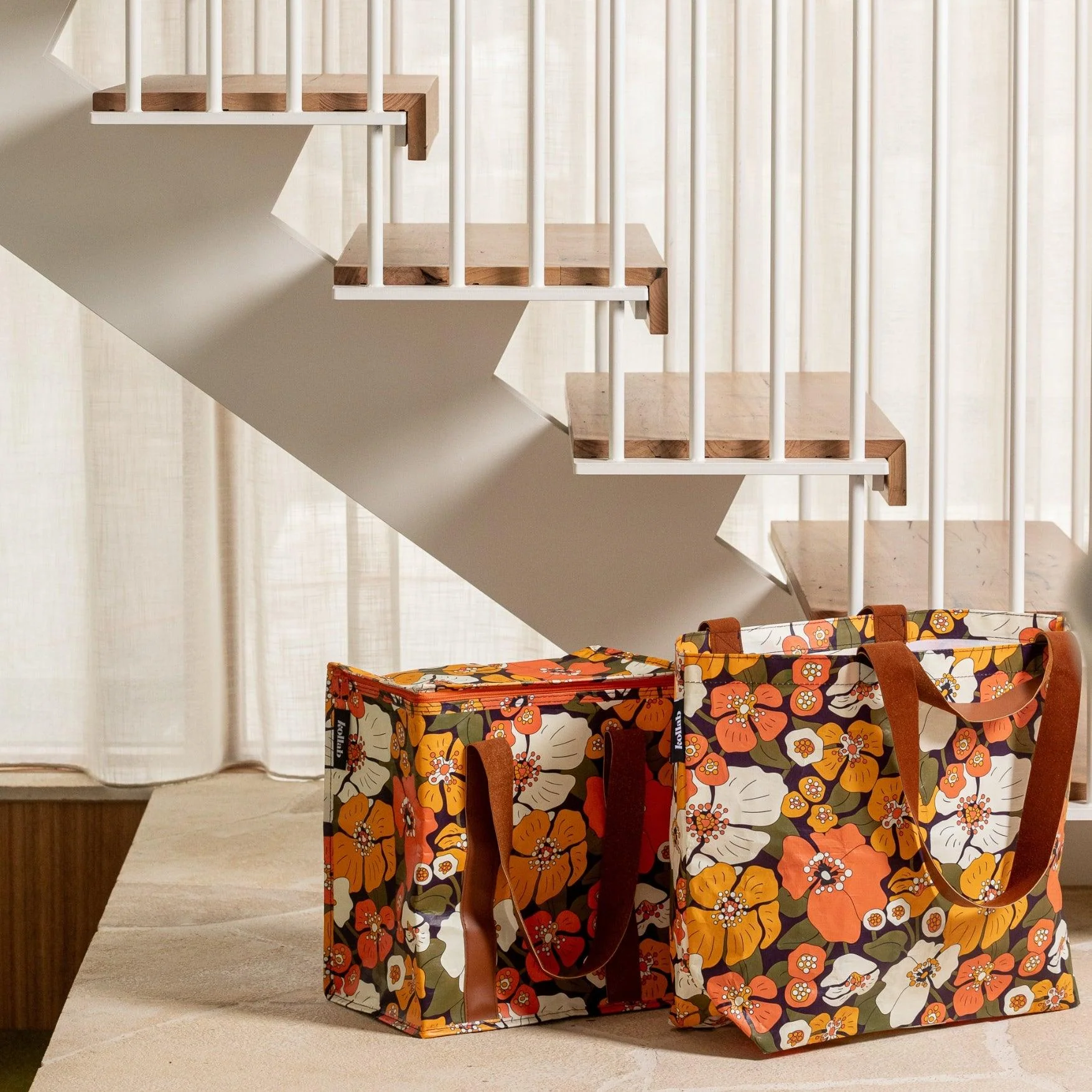 Shopper Tote Petunia Petal - Image 2