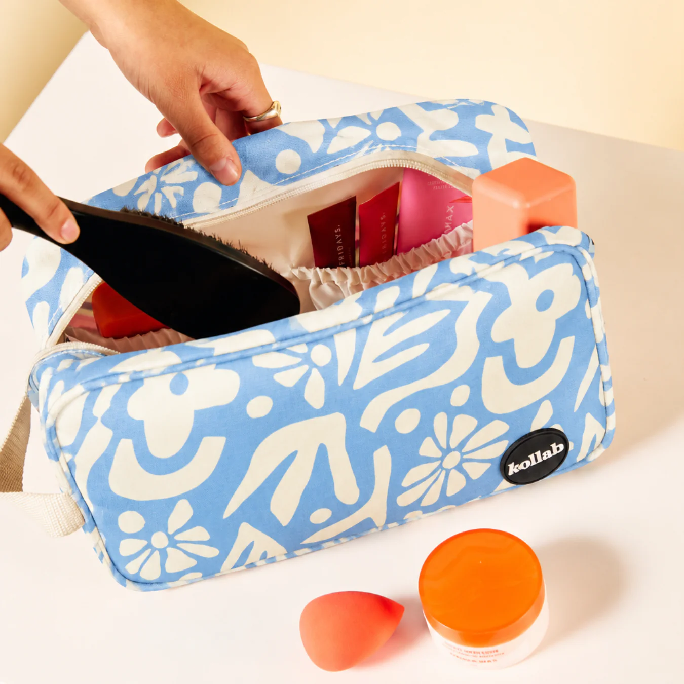 Travel Bag Butter Blue - Image 3